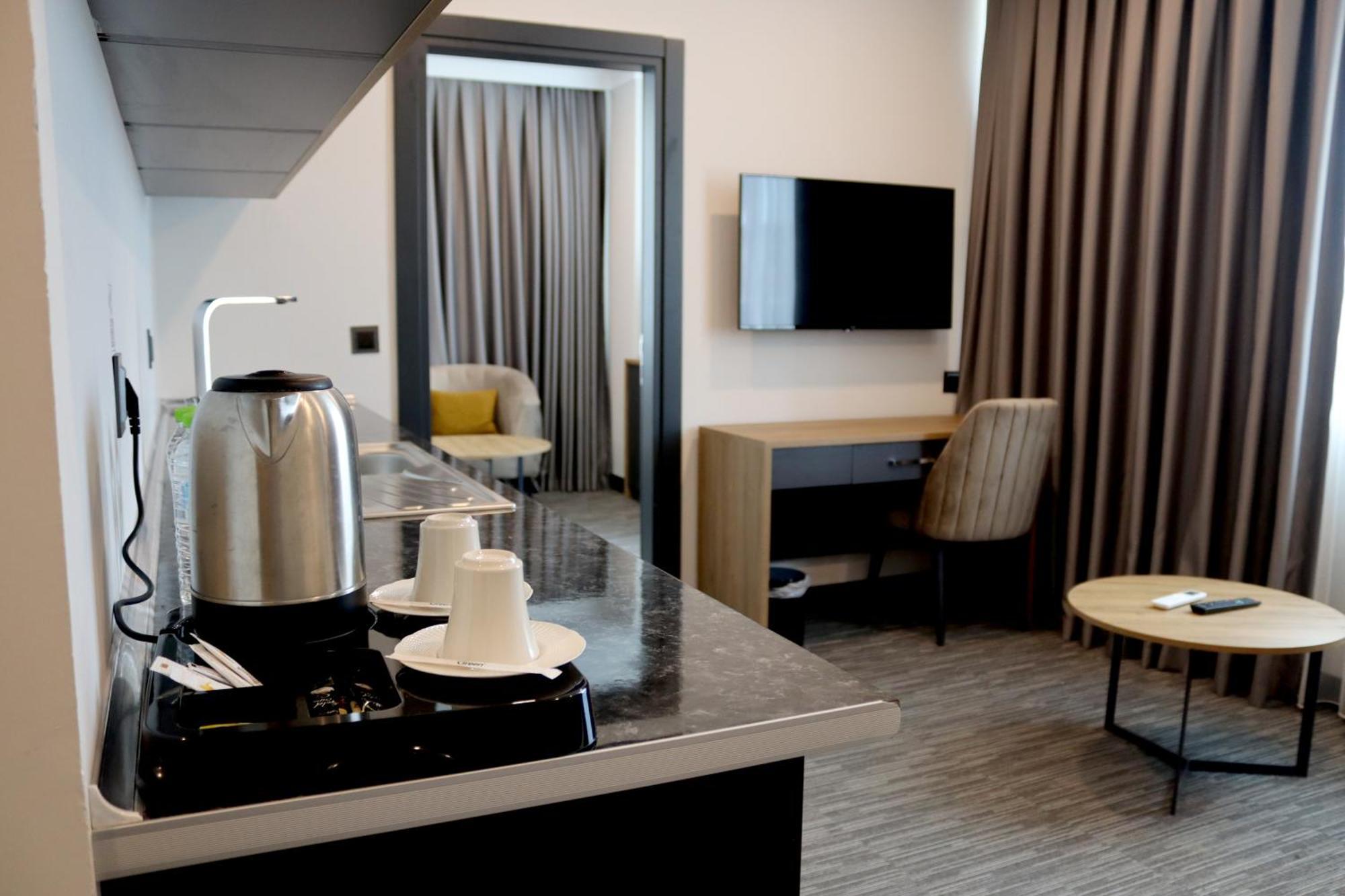 Home Plus Hotel Stambuł Zewnętrze zdjęcie