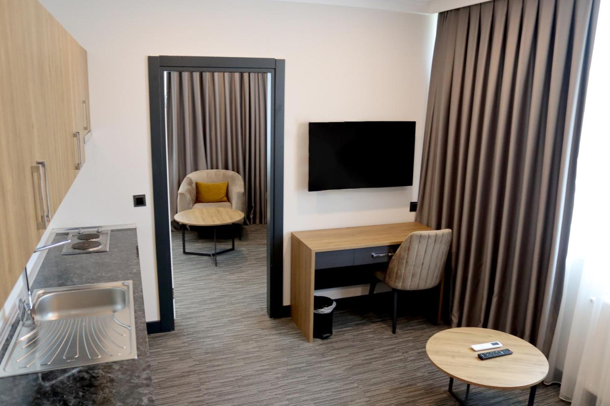 Home Plus Hotel Stambuł Zewnętrze zdjęcie